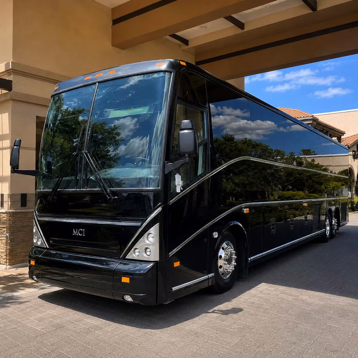concert bus rentals to heritage bank center and downtown cincinnati venues