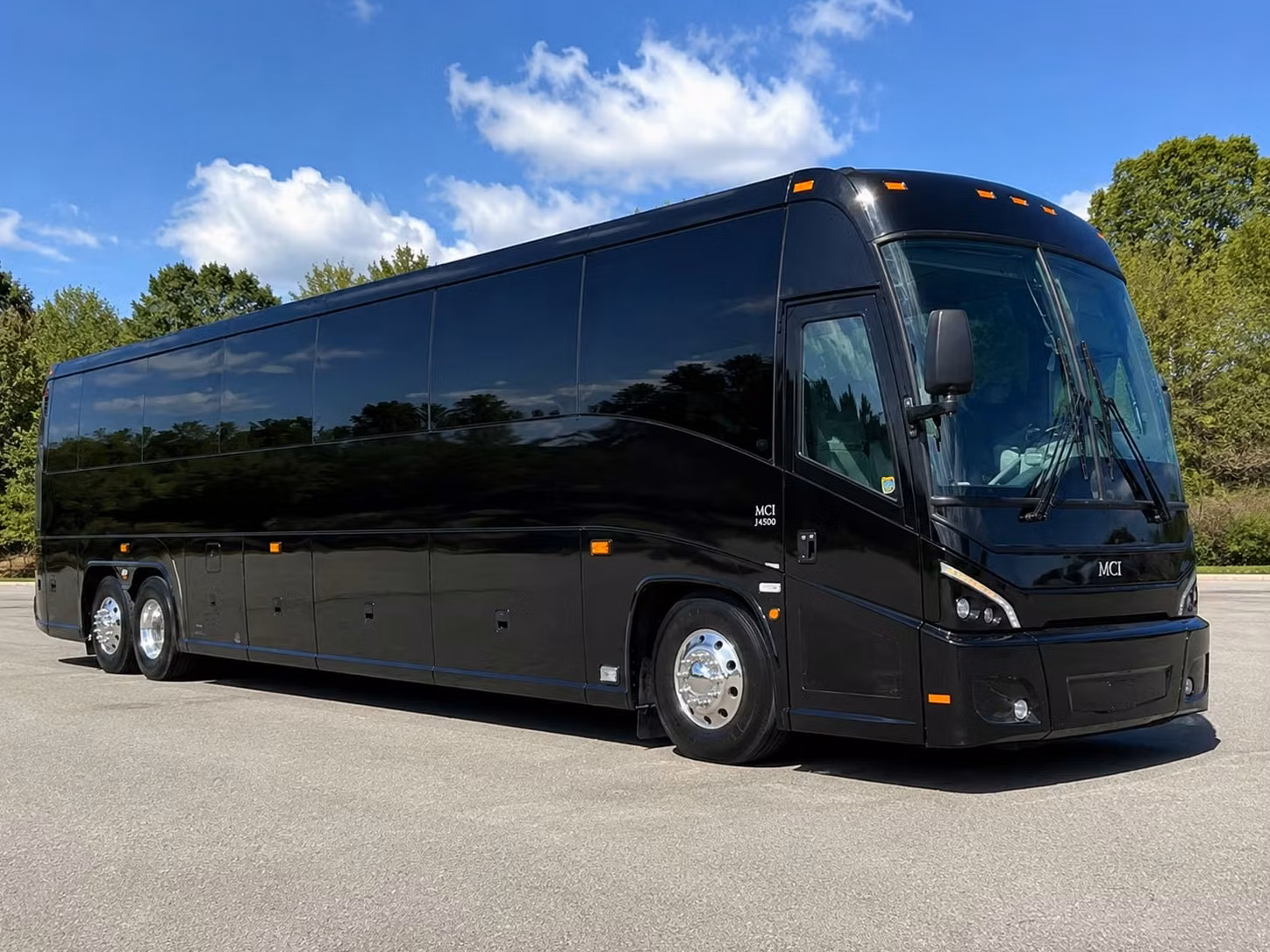 wedding shuttle bus rentals across the greater cincinnati area
